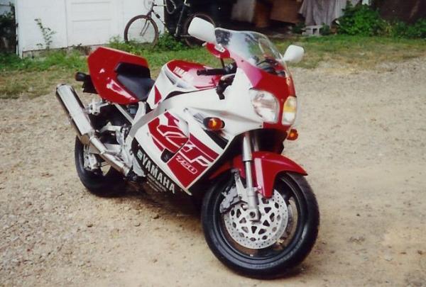 1995 Yamaha YZF 750 R